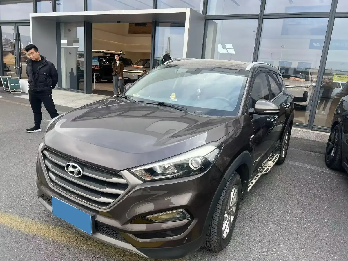 2015 Hyundai Tucson 1.6T 177HP L4 7DCT