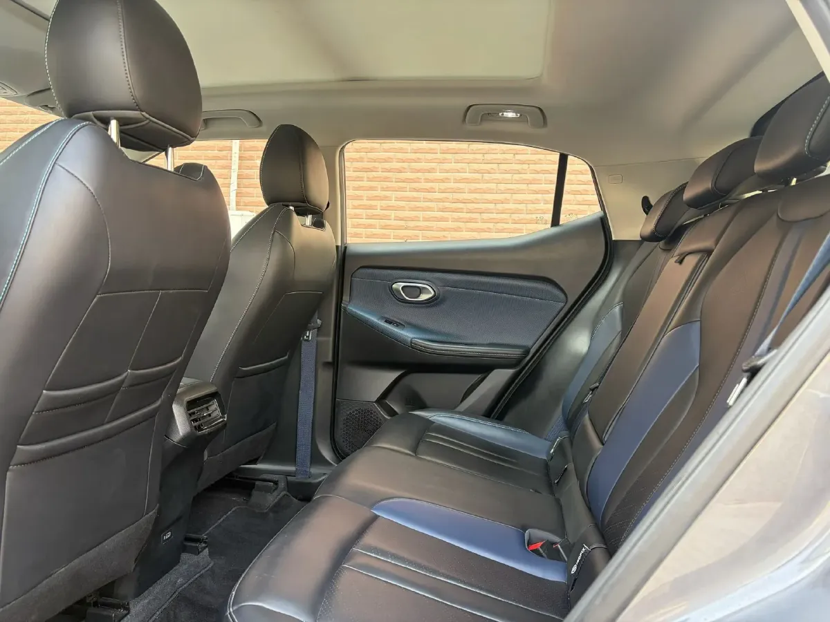 2023 GAC Trumpchi GS3 1.5T 177HP L4 7DCT,autocango,china used car exporter,china ev exporter,chinese used car exporter,chinese used ev exporter