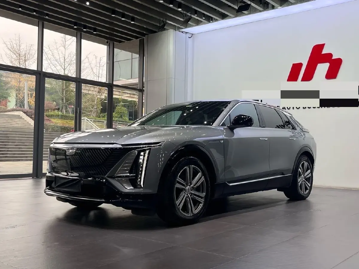 2022 Cadillac CT6 2.0T 237HP L4 10AT 2022 Cadillac CT6 2.0T 237HP L4 10AT