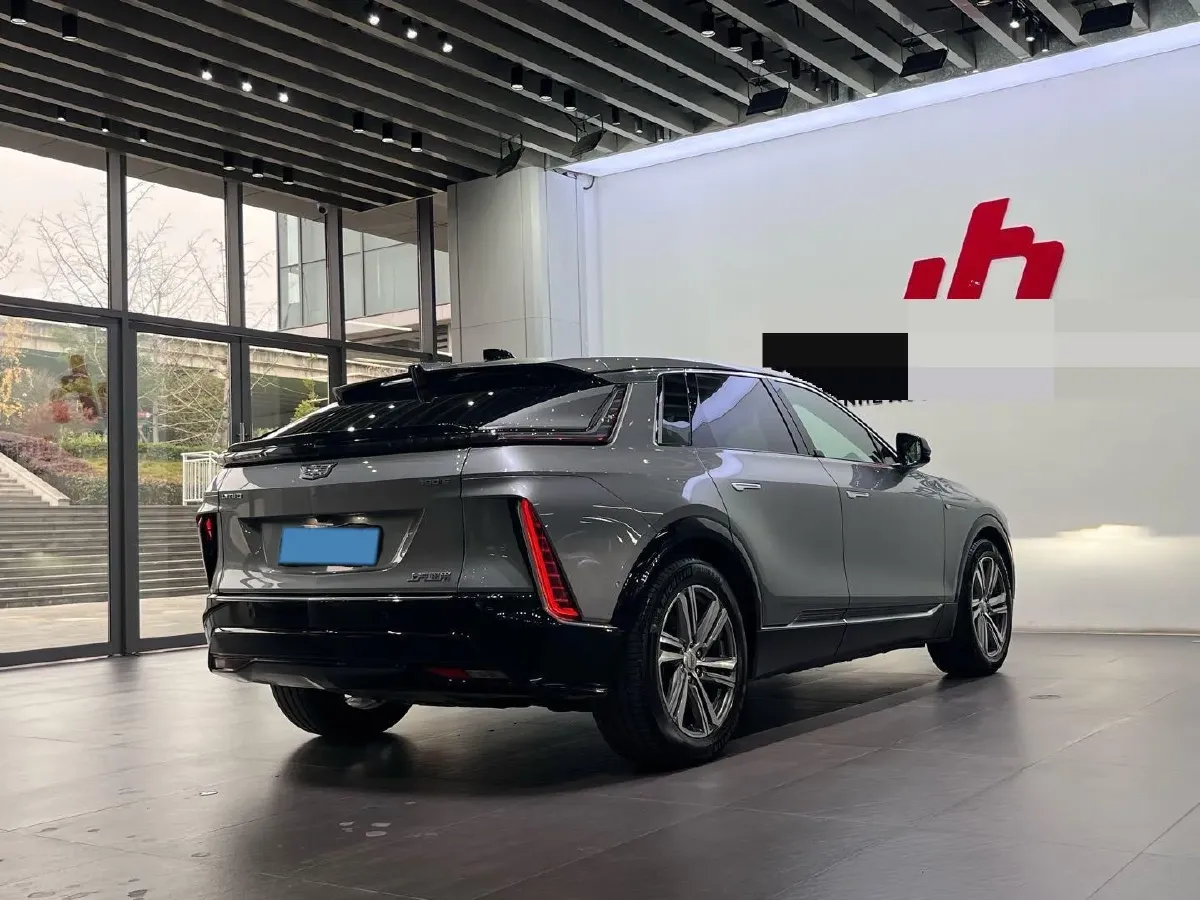 2022 Cadillac CT6 2.0T 237HP L4 10AT,autocango,china used car exporter,china ev exporter,chinese used car exporter,chinese used ev exporter