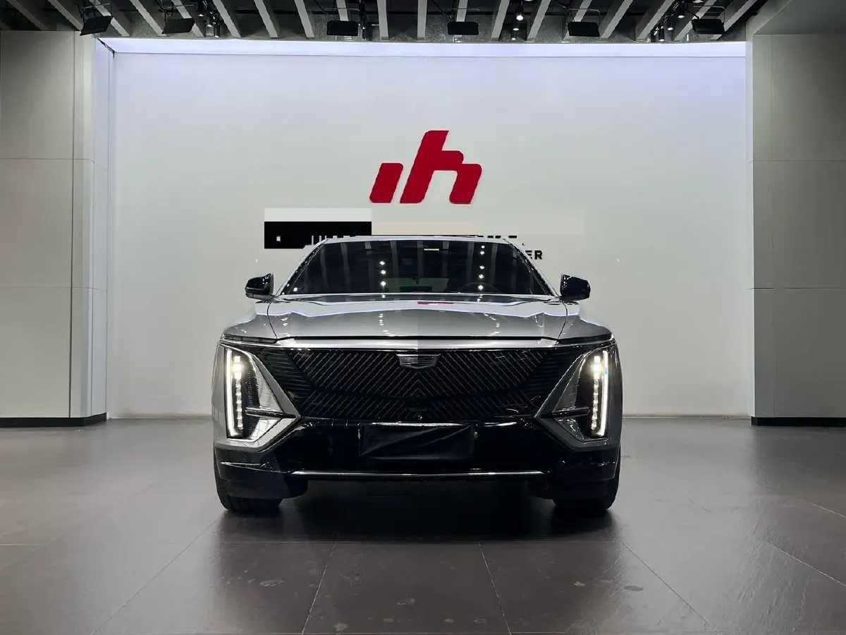 2022 Cadillac CT6 2.0T 237HP L4 10AT,autocango,china used car exporter,china ev exporter,chinese used car exporter,chinese used ev exporter