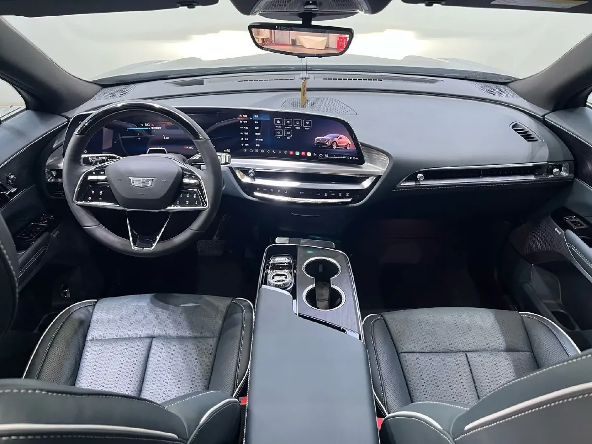 2022 Cadillac CT6 2.0T 237HP L4 10AT,autocango,china used car exporter,china ev exporter,chinese used car exporter,chinese used ev exporter