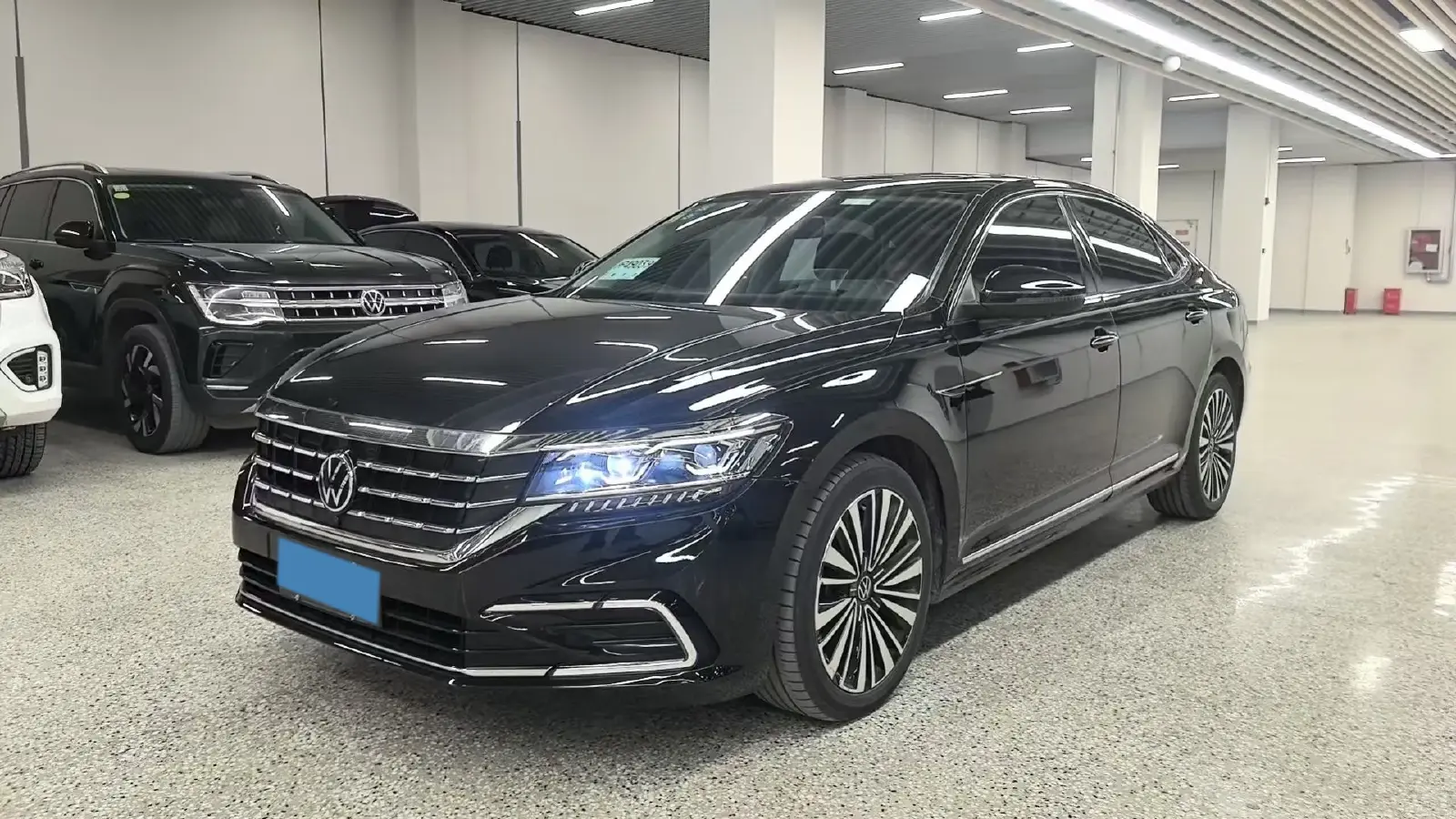 2021 Volkswagen Passat 2.0T 220HP L4 7DCT 2021 Volkswagen Passat 2.0T 220HP L4 7DCT