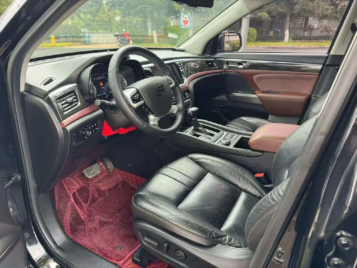 2017 GAC Trumpchi GS8 2.0T 201HP L4 6AT,autocango,china used car exporter,china ev exporter,chinese used car exporter,chinese used ev exporter