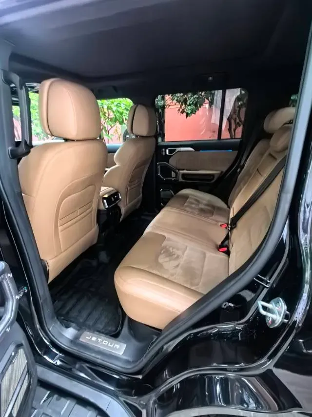 2023 Jetour Traveller 2.0T 254HP L4 8AT,autocango,china used car exporter,china ev exporter,chinese used car exporter,chinese used ev exporter