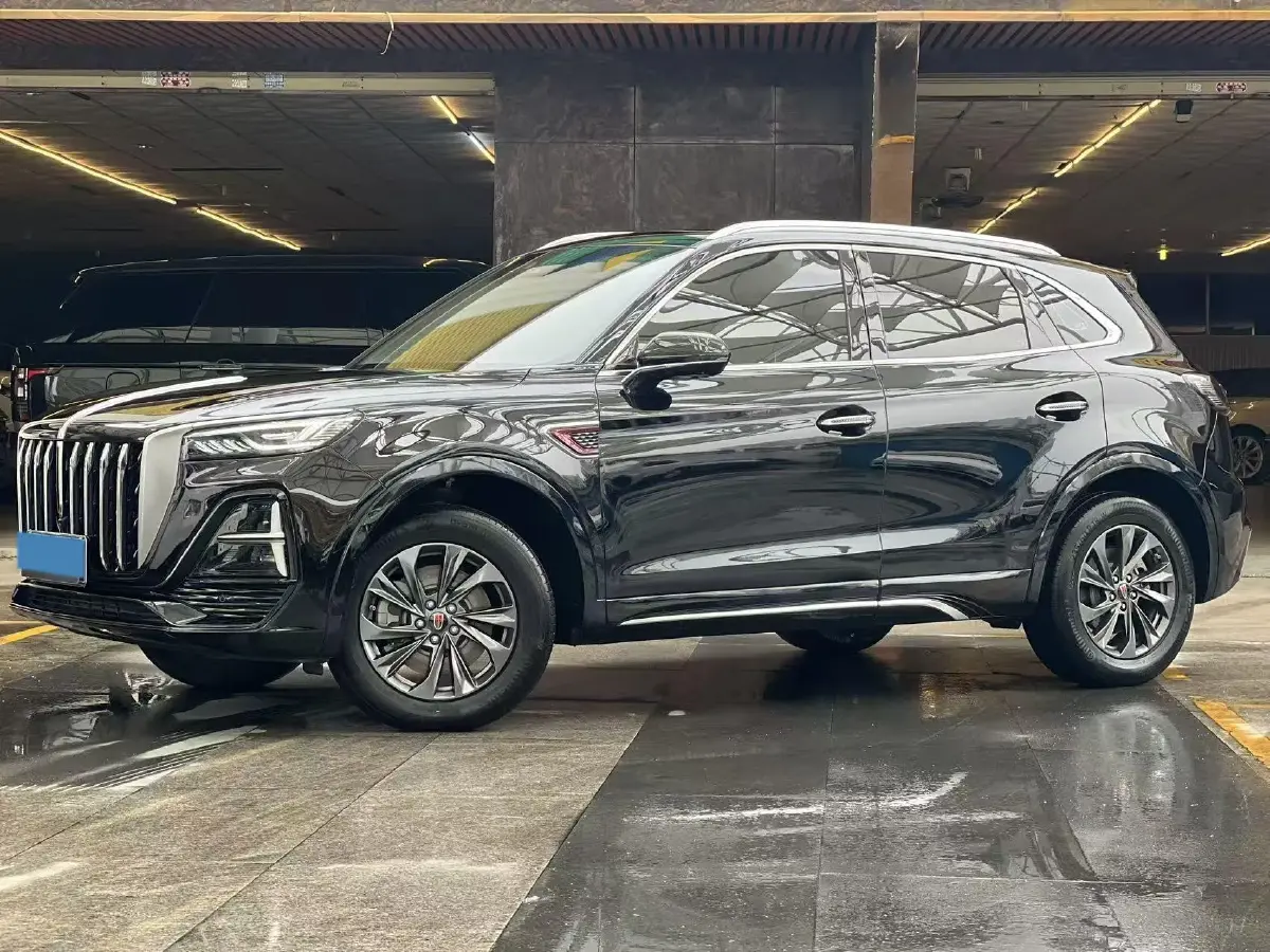 2023 HongQi HS5 2.0T 252HP L4 8AT