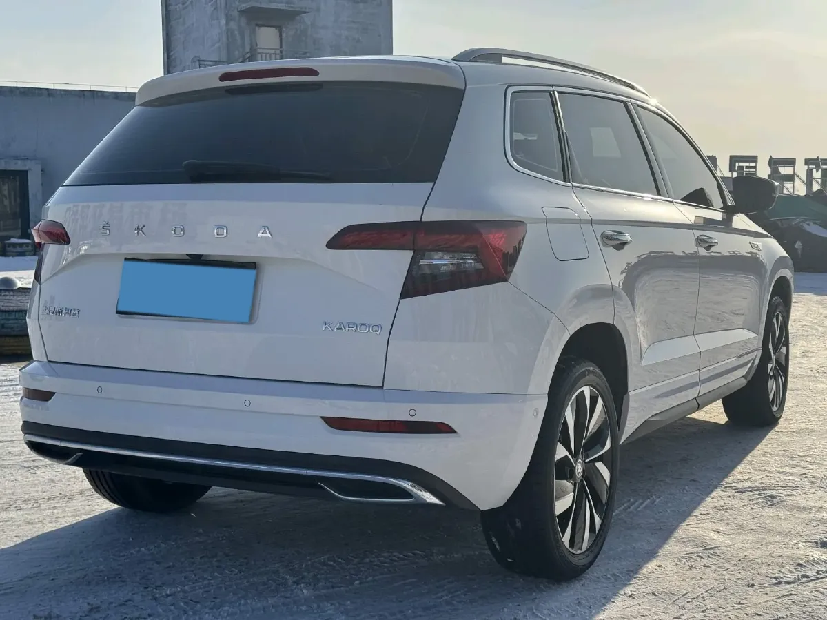 2022 Skoda Karoq 1.4T 150HP L4 7DCT,autocango,china used car exporter,china ev exporter,chinese used car exporter,chinese used ev exporter