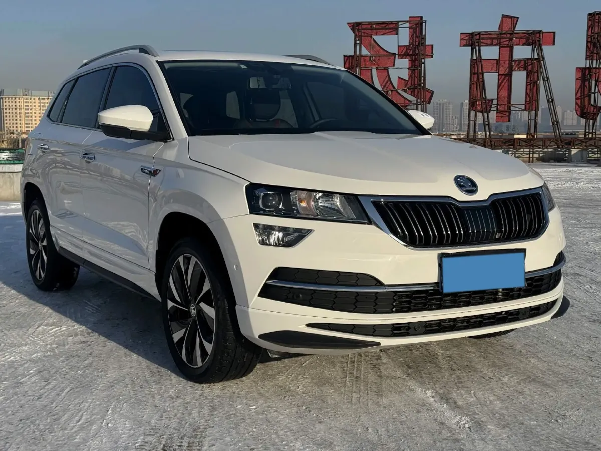 2022 Skoda Karoq 1.4T 150HP L4 7DCT,autocango,china used car exporter,china ev exporter,chinese used car exporter,chinese used ev exporter