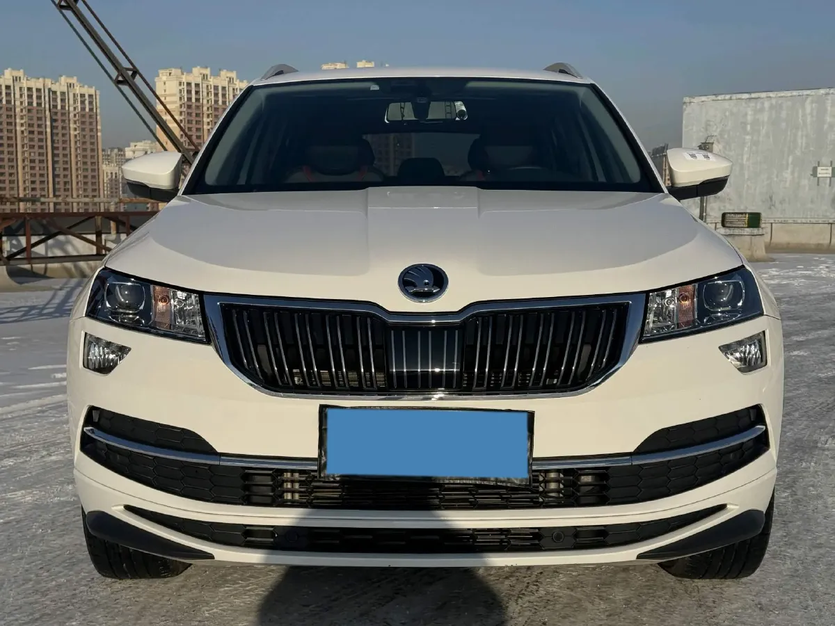2022 Skoda Karoq 1.4T 150HP L4 7DCT,autocango,china used car exporter,china ev exporter,chinese used car exporter,chinese used ev exporter