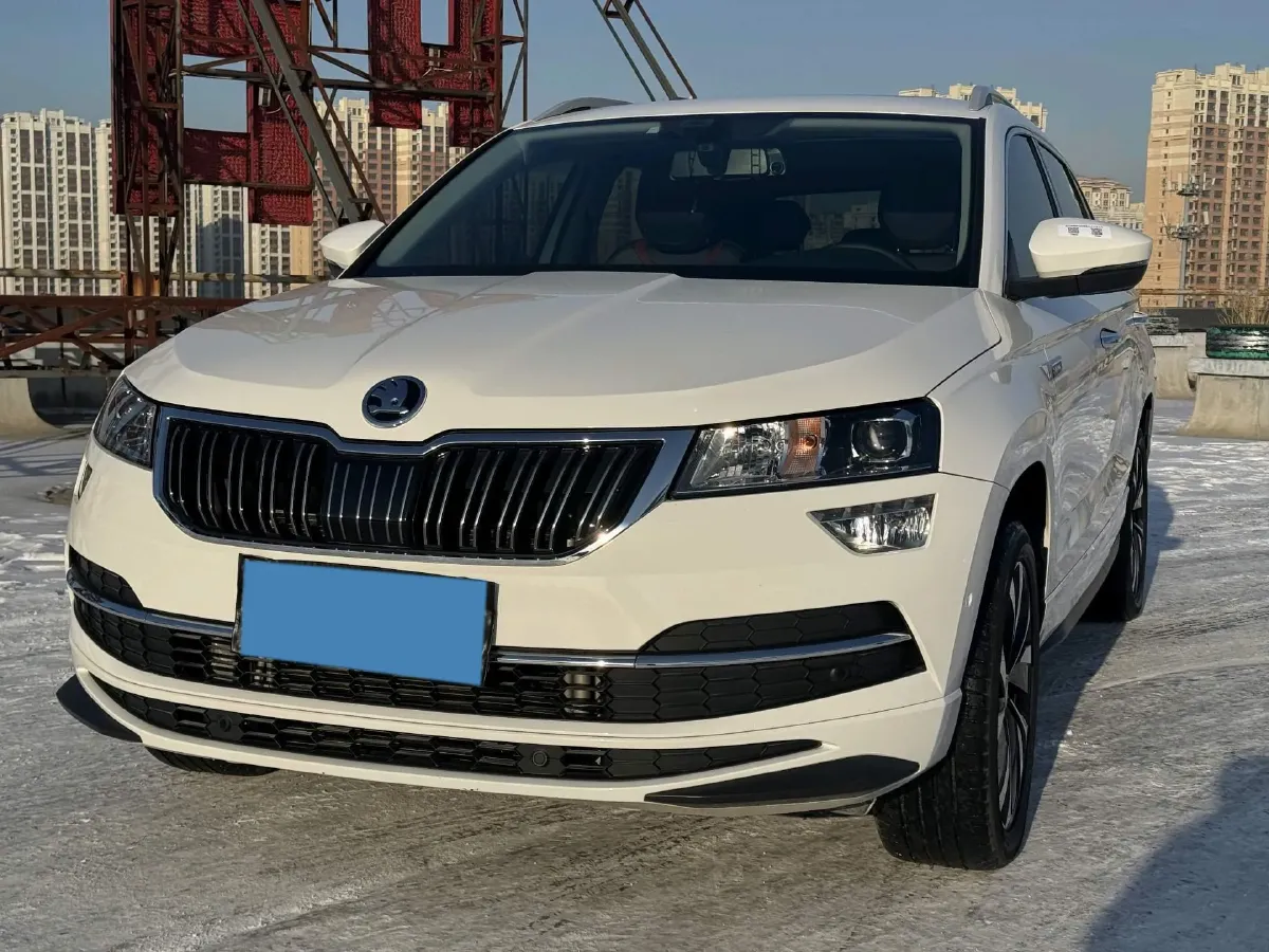 2022 Skoda Karoq 1.4T 150HP L4 7DCT,autocango,china used car exporter,china ev exporter,chinese used car exporter,chinese used ev exporter