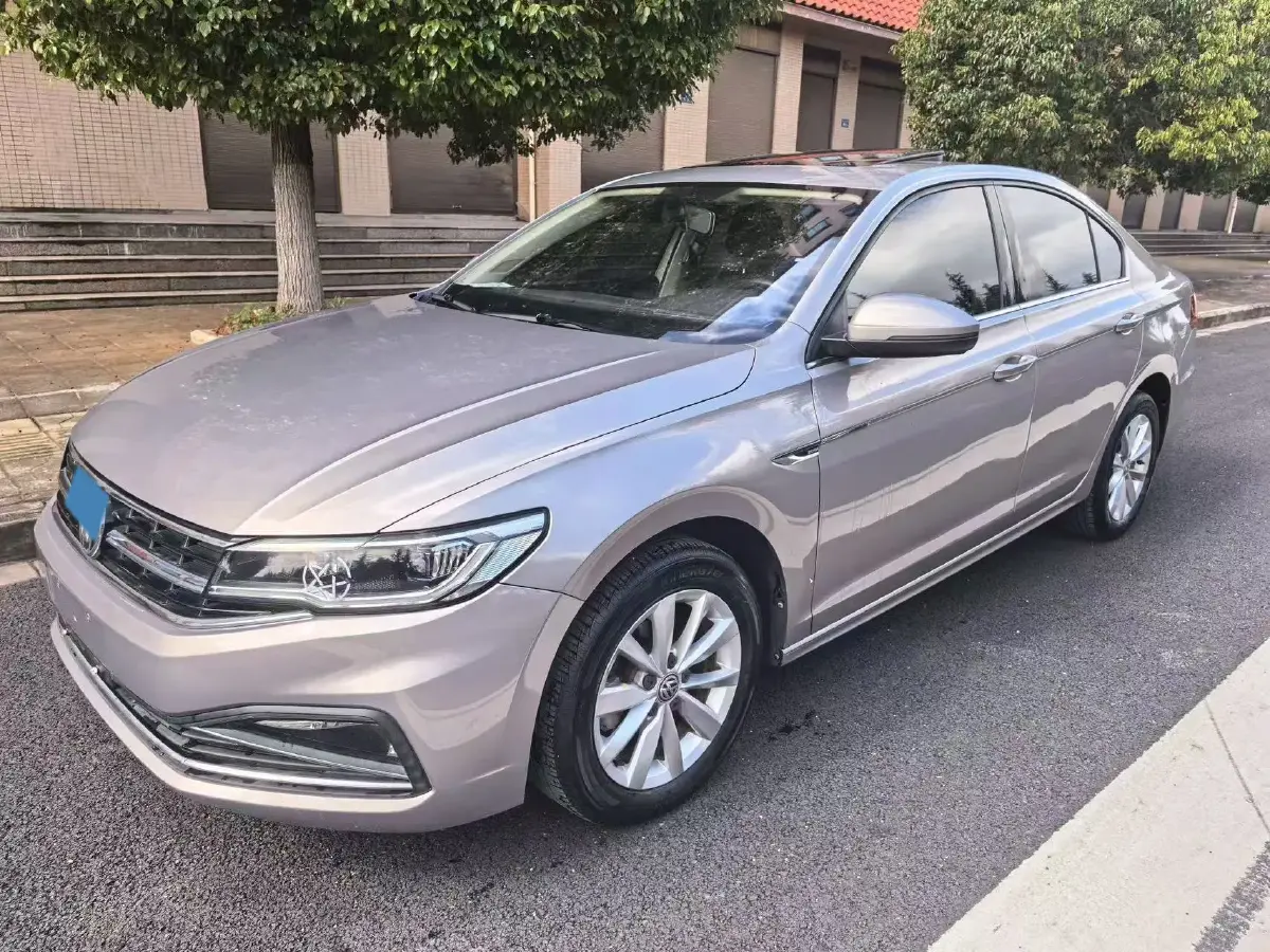 2020 Volkswagen Bora 1.5L 113HP L4 5MT