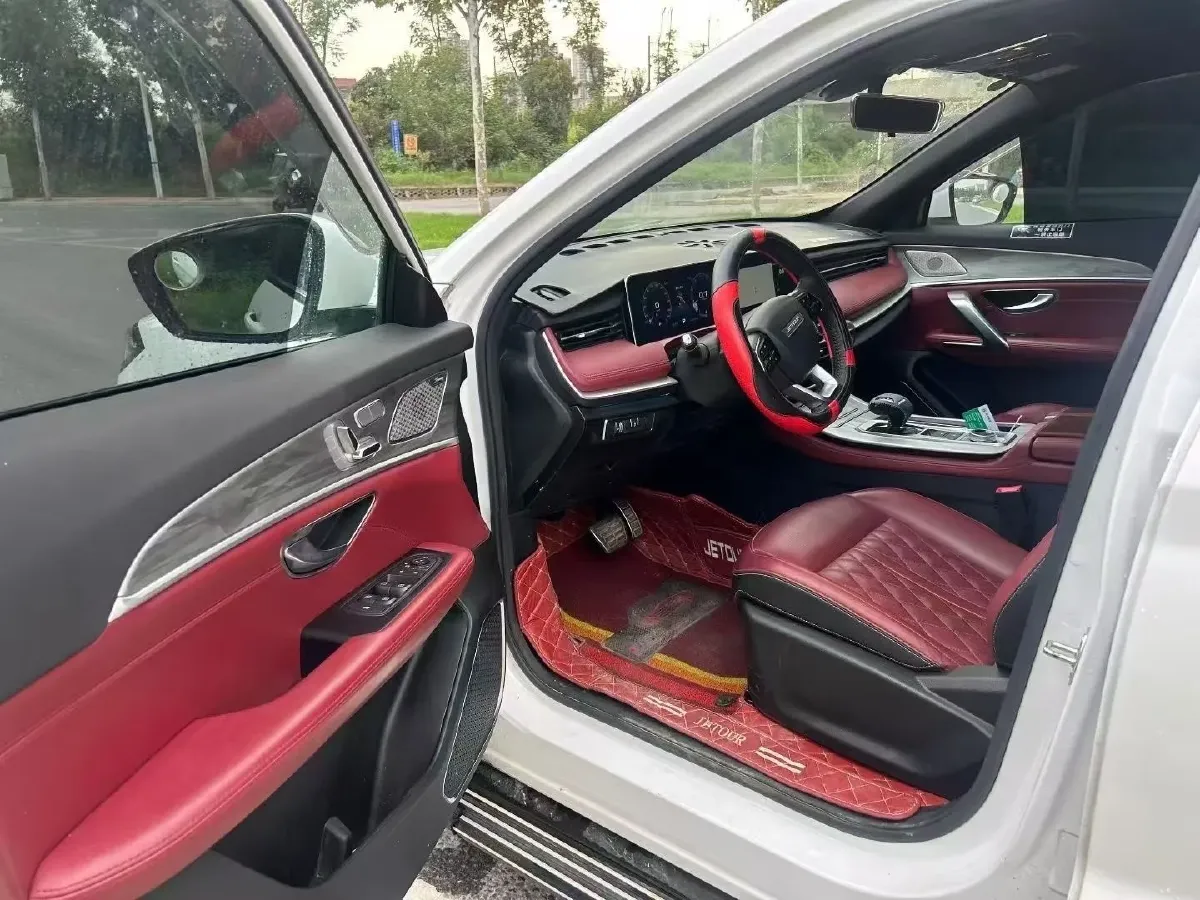 2023 ChangAn Oshan X7 Plus 1.5T 188HP L4 7DCT,autocango,china used car exporter,china ev exporter,chinese used car exporter,chinese used ev exporter