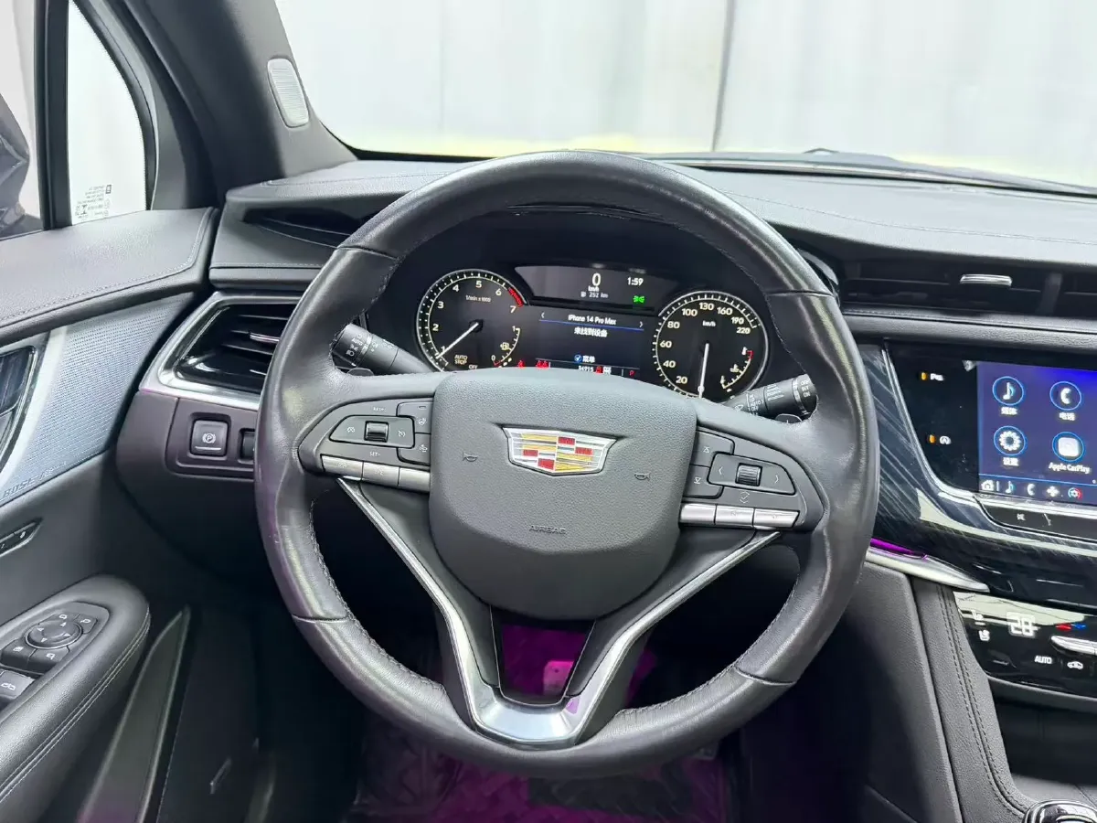 2022 Cadillac XT6 2.0T 237HP L4 9AT,autocango,china used car exporter,china ev exporter,chinese used car exporter,chinese used ev exporter
