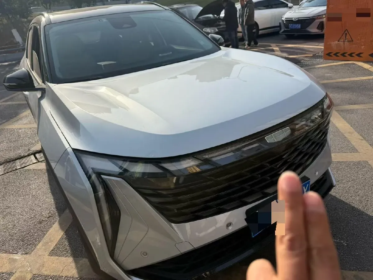 2023 Geely StarRay 2.0T 218HP L4 7DCT,autocango,china used car exporter,china ev exporter,chinese used car exporter,chinese used ev exporter