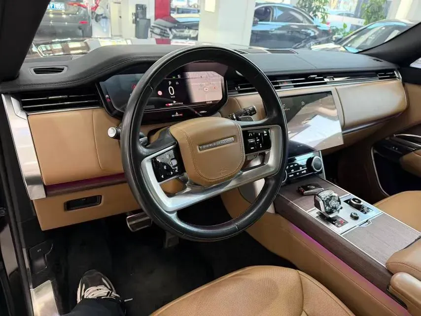 2023 Land Rover Range Rover 3.0T 360HP L6 8AT,autocango,china used car exporter,china ev exporter,chinese used car exporter,chinese used ev exporter