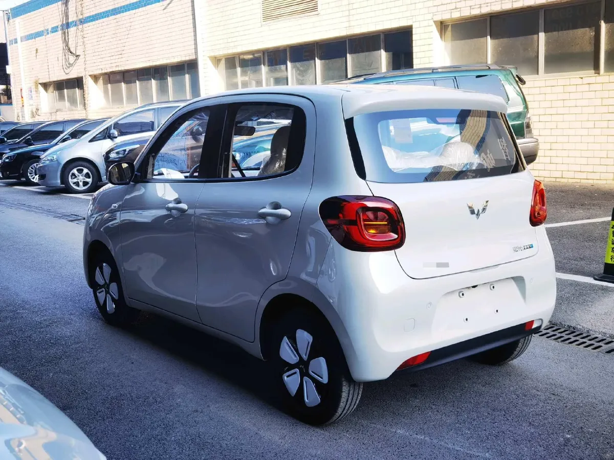 2025 WuLing HongGuang MINI EV BEV 16.2KWH,autocango,china used car exporter,china ev exporter,chinese used car exporter,chinese used ev exporter