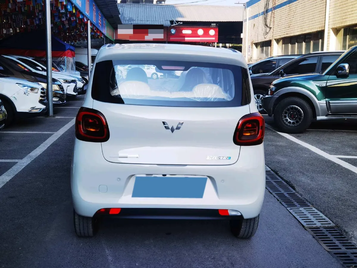 2025 WuLing HongGuang MINI EV BEV 16.2KWH,autocango,china used car exporter,china ev exporter,chinese used car exporter,chinese used ev exporter