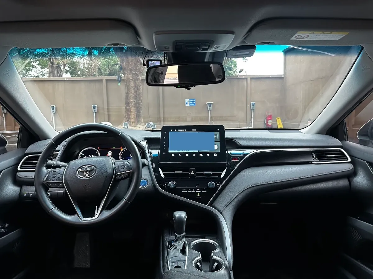 2023 Toyota Camry 2.5L 178HP L4 E-CVT Hybrid,autocango,china used car exporter,china ev exporter,chinese used car exporter,chinese used ev exporter