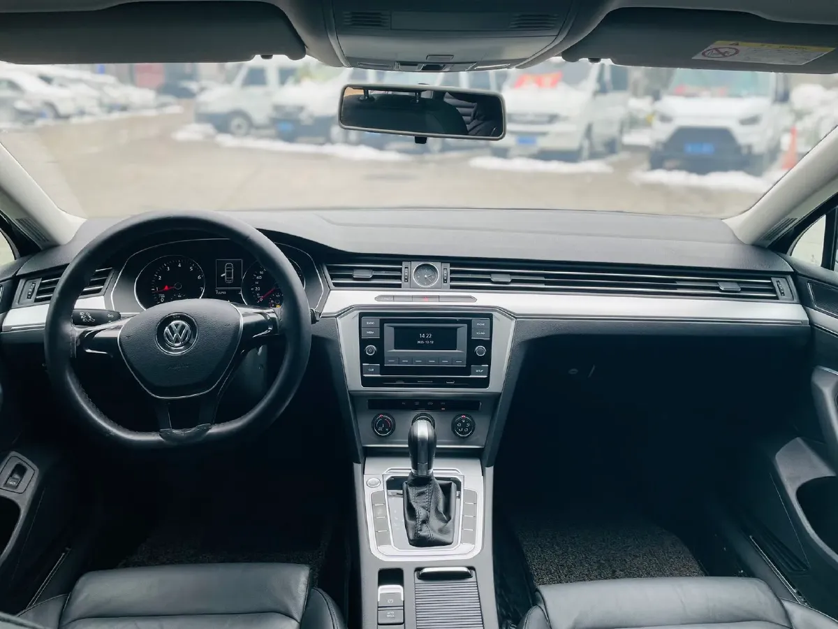 2018 Volkswagen Magotan 1.4T 150HP L4 7DCT,autocango,china used car exporter,china ev exporter,chinese used car exporter,chinese used ev exporter