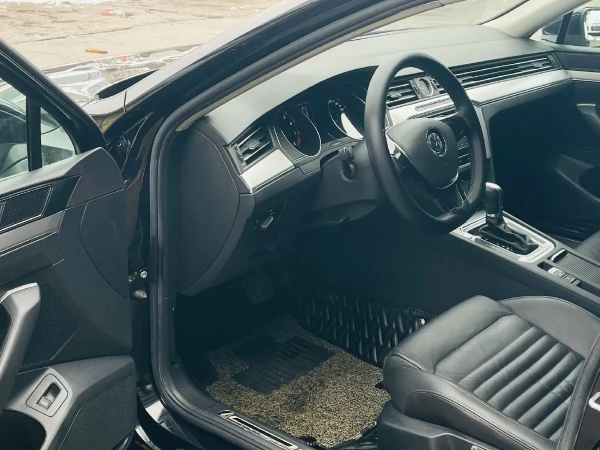 2018 Volkswagen Magotan 1.4T 150HP L4 7DCT,autocango,china used car exporter,china ev exporter,chinese used car exporter,chinese used ev exporter