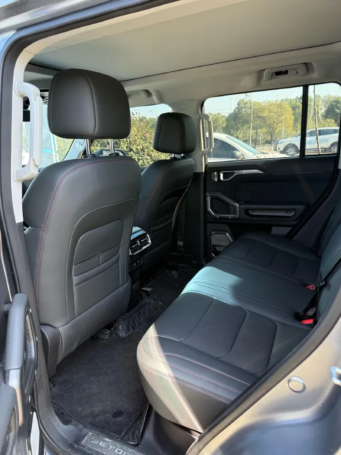 2023 Jetour Traveller 2.0T 254HP L4 7DCT,autocango,china used car exporter,china ev exporter,chinese used car exporter,chinese used ev exporter