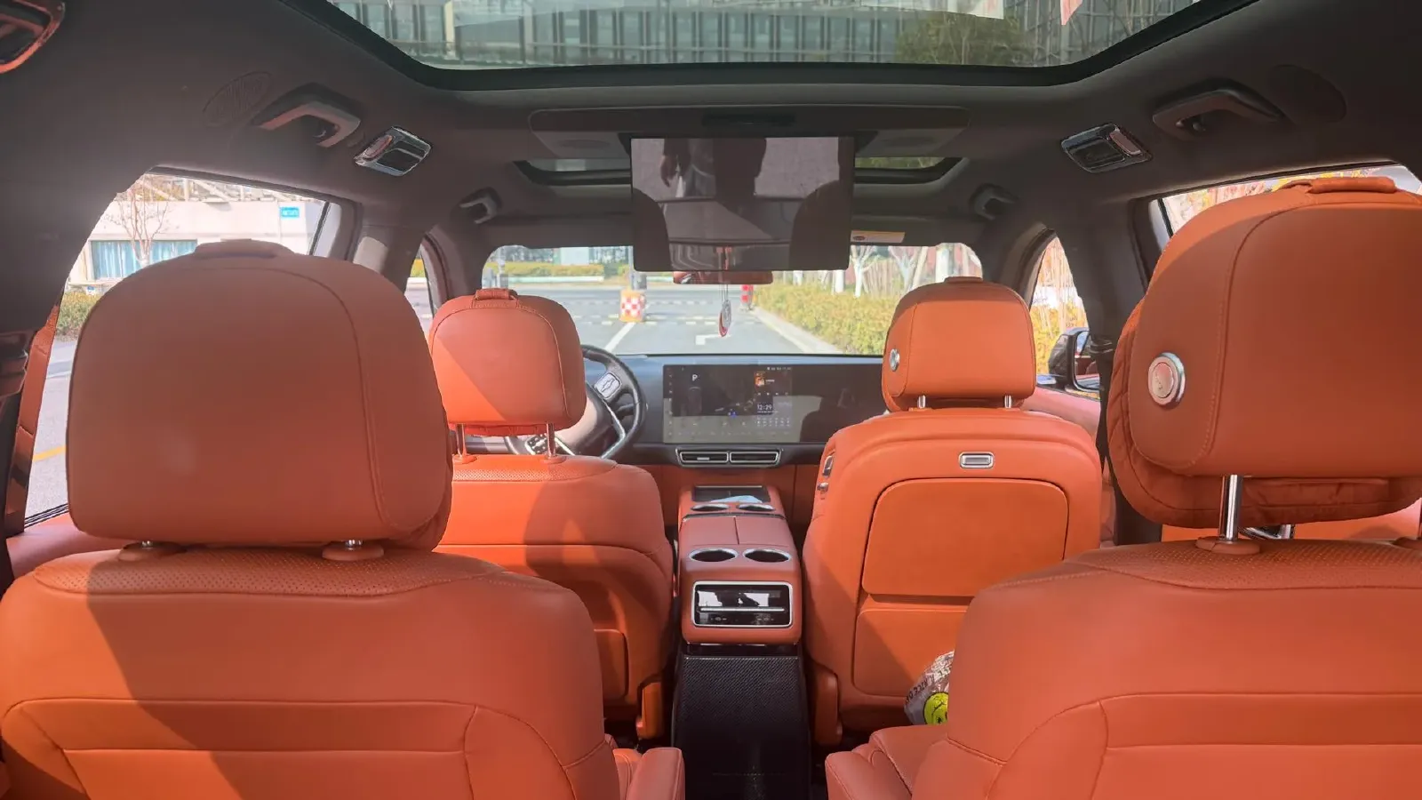 2022 Li L9 Range Extended 154HP REEV 42.6KWH,autocango,china used car exporter,china ev exporter,chinese used car exporter,chinese used ev exporter