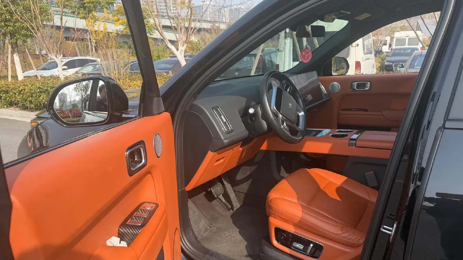 2022 Li L9 Range Extended 154HP REEV 42.6KWH,autocango,china used car exporter,china ev exporter,chinese used car exporter,chinese used ev exporter