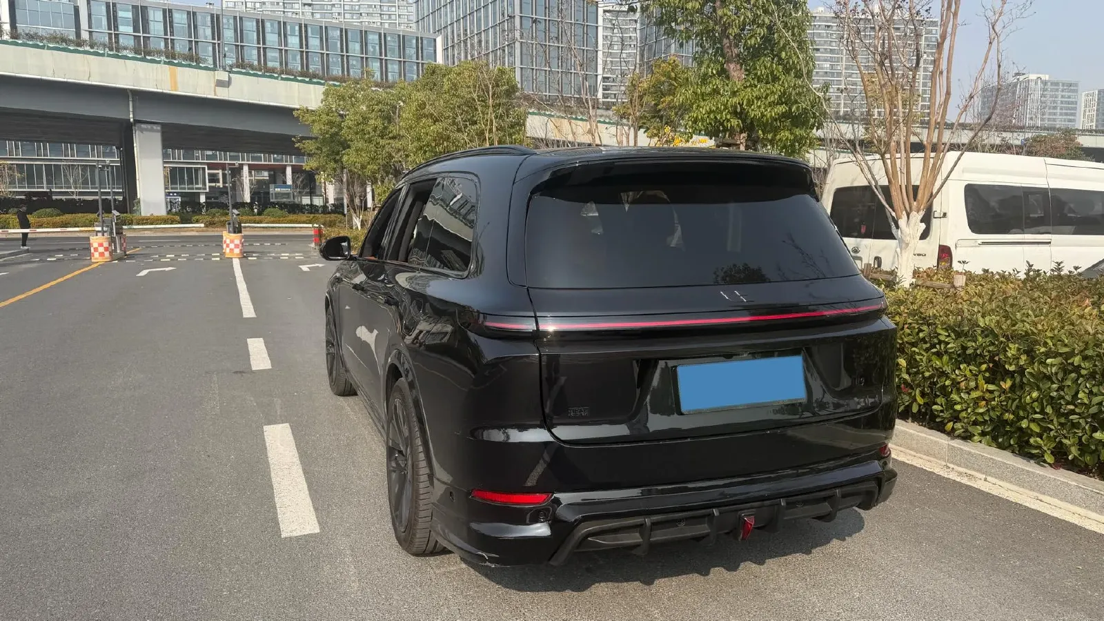 2022 Li L9 Range Extended 154HP REEV 42.6KWH,autocango,china used car exporter,china ev exporter,chinese used car exporter,chinese used ev exporter