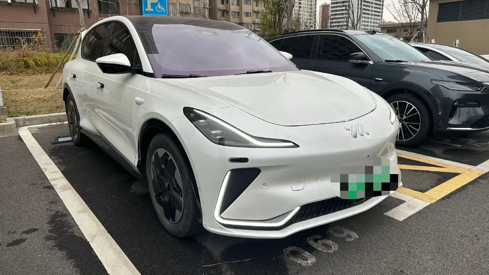 2023 IM LS7 BEV 90KWH,autocango,china used car exporter,china ev exporter,chinese used car exporter,chinese used ev exporter