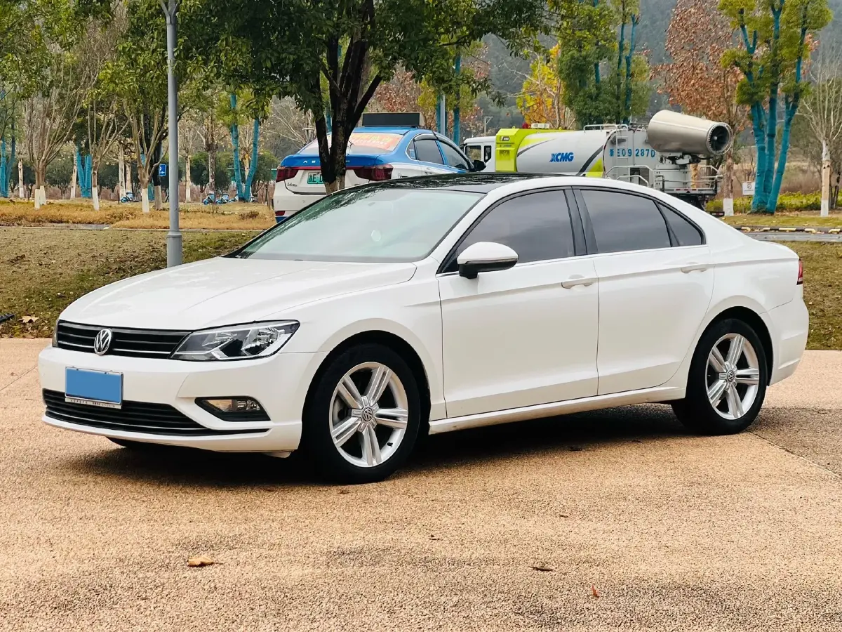 2018 Volkswagen Lamando 1.4T 150HP L4 7DCT