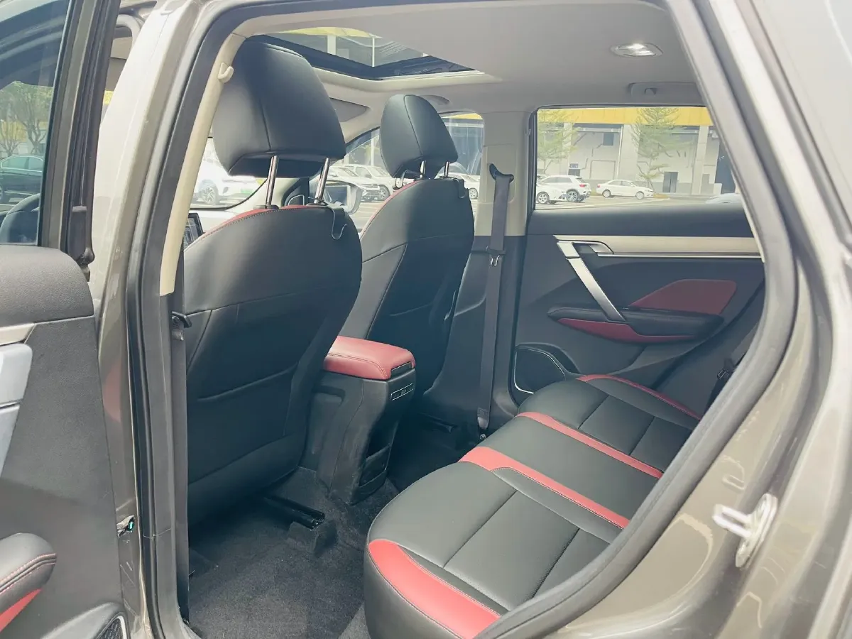 2021 Geely Coolray 1.4T 141HP L4 6DCT,autocango,china used car exporter,china ev exporter,chinese used car exporter,chinese used ev exporter