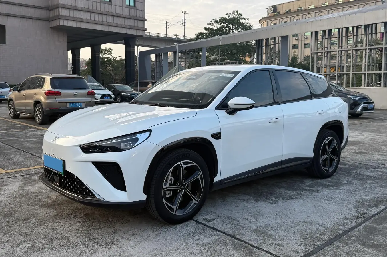 2024 Neta L 1.5L 91HP L4 REEV 40KWH