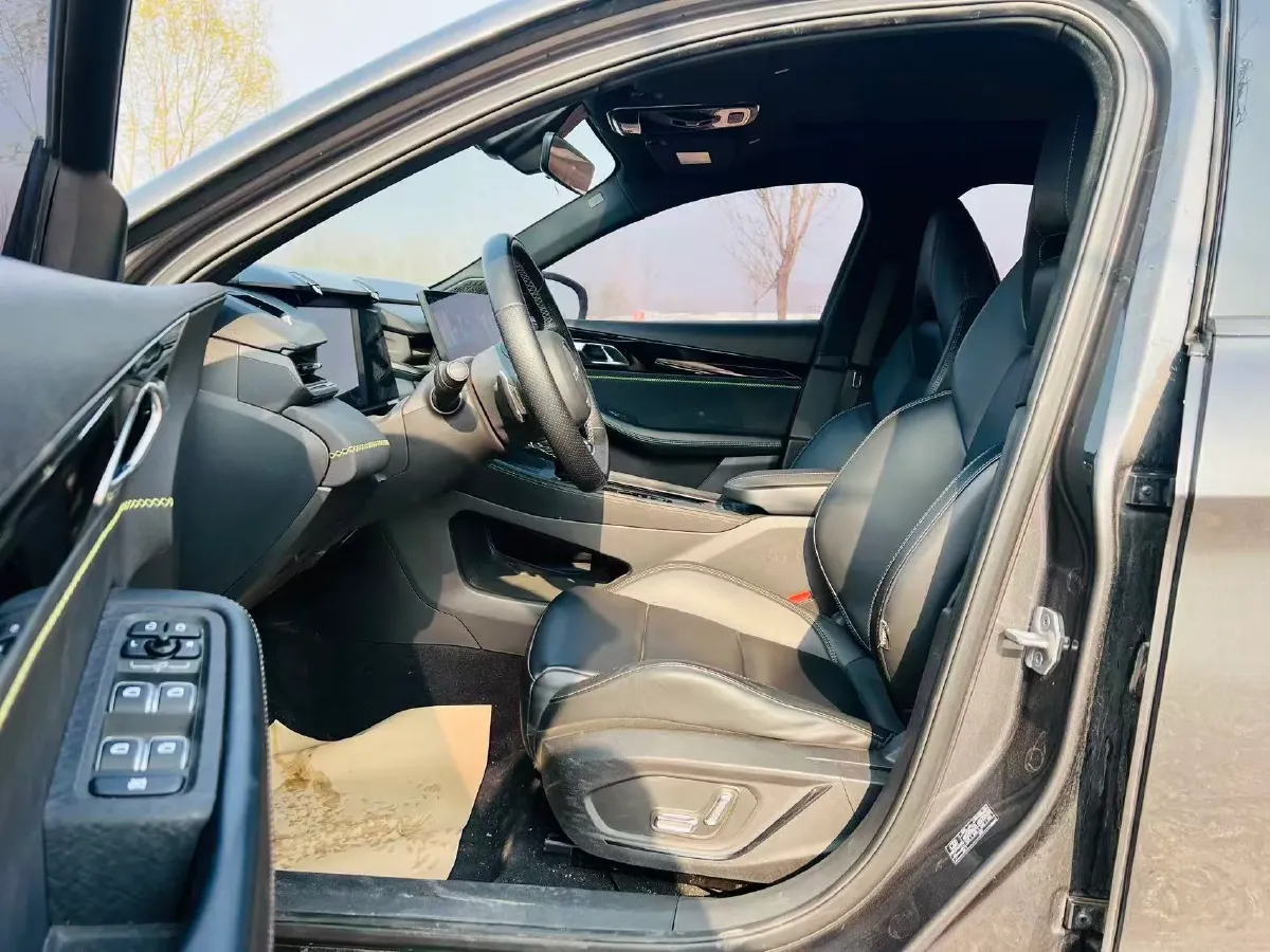 2023 Haval H5 2.0T 224HP L4 8AT,autocango,china used car exporter,china ev exporter,chinese used car exporter,chinese used ev exporter