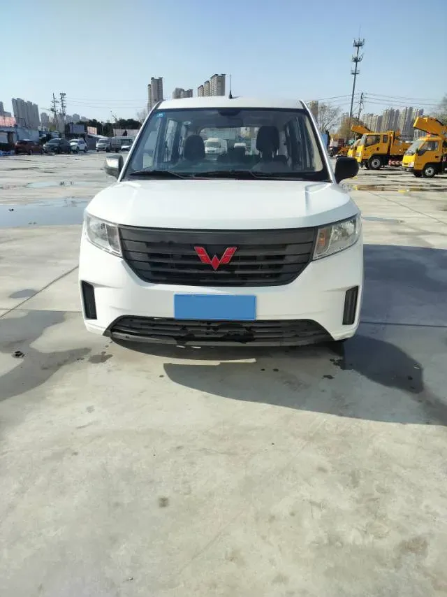 2019 Venucia M50V 1.5L 112HP L4 5MT,autocango,china used car exporter,china ev exporter,chinese used car exporter,chinese used ev exporter