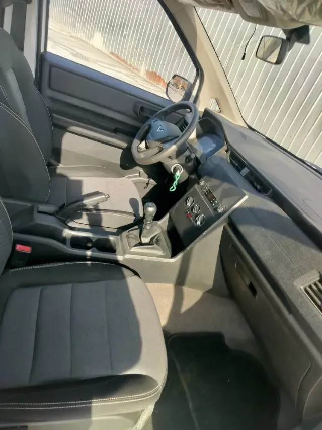 2019 Venucia M50V 1.5L 112HP L4 5MT,autocango,china used car exporter,china ev exporter,chinese used car exporter,chinese used ev exporter