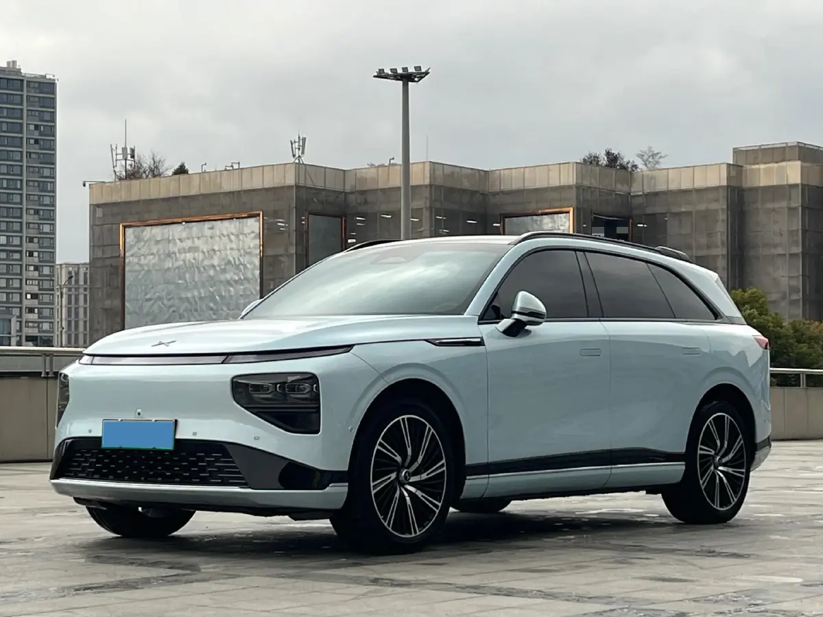 2022 Xpeng G9 BEV 98KWH