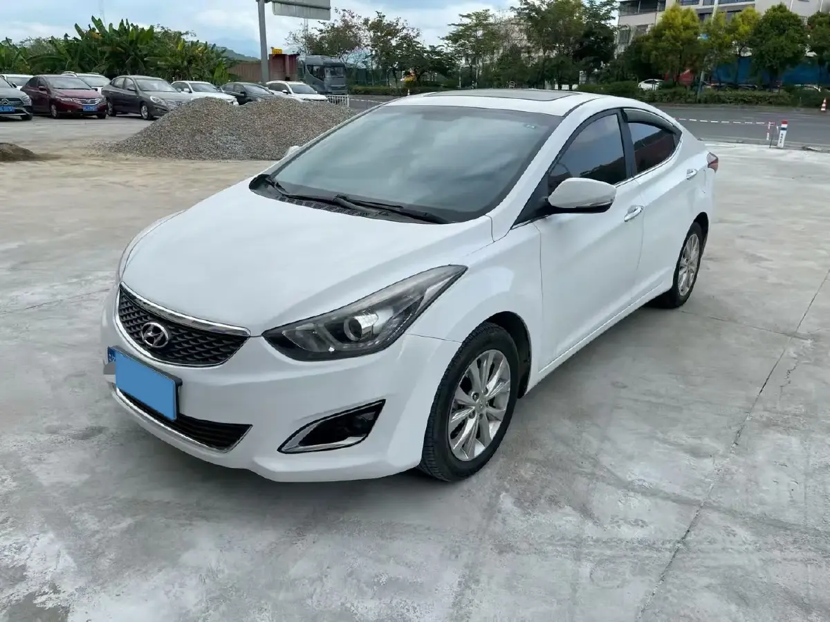 2016 Hyundai Elantra 1.6L 128HP L4 6AT