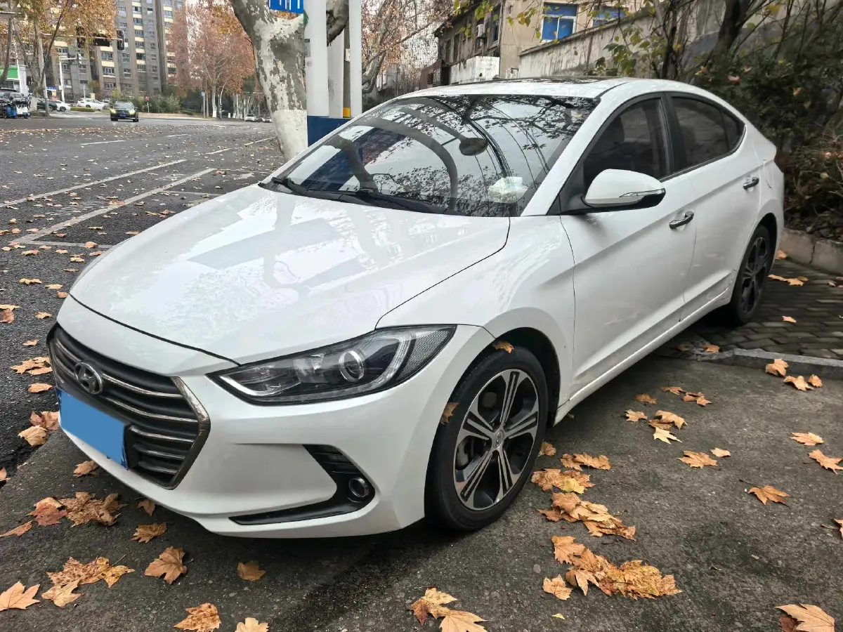 2018 Hyundai Elantra 1.4T 130HP L4 7DCT