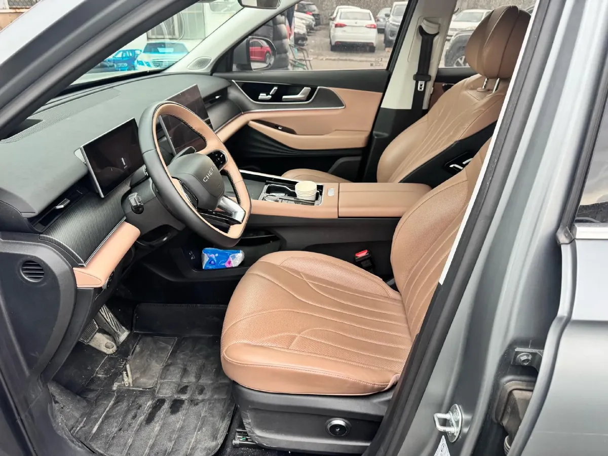 2024 Chery Tiggo8L 2.0T 254HP L4 8AT,autocango,china used car exporter,china ev exporter,chinese used car exporter,chinese used ev exporter