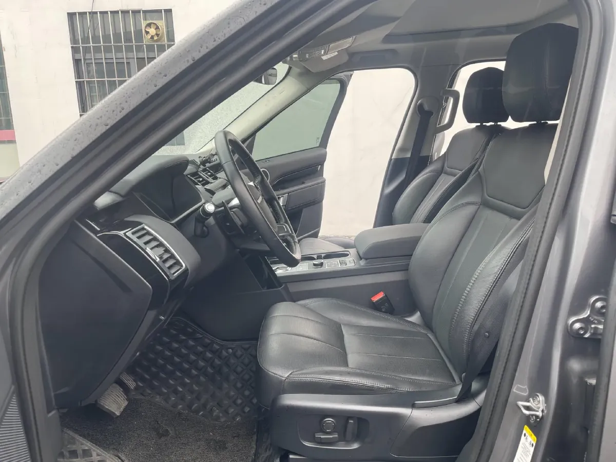 2020 Land Rover Discovery 3.0T 340HP V6 8AT,autocango,china used car exporter,china ev exporter,chinese used car exporter,chinese used ev exporter