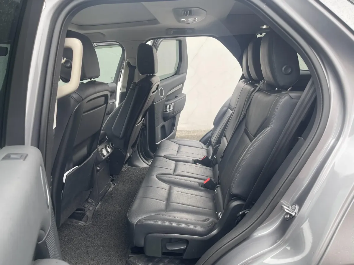 2020 Land Rover Discovery 3.0T 340HP V6 8AT,autocango,china used car exporter,china ev exporter,chinese used car exporter,chinese used ev exporter