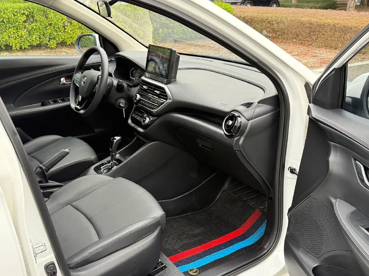 2019 ChangAn Alsvin 1.5L 107HP L4 5DCT,autocango,china used car exporter,china ev exporter,chinese used car exporter,chinese used ev exporter