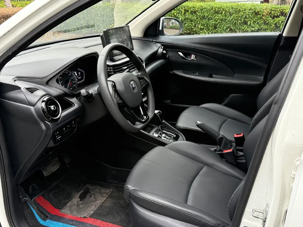 2019 ChangAn Alsvin 1.5L 107HP L4 5DCT,autocango,china used car exporter,china ev exporter,chinese used car exporter,chinese used ev exporter