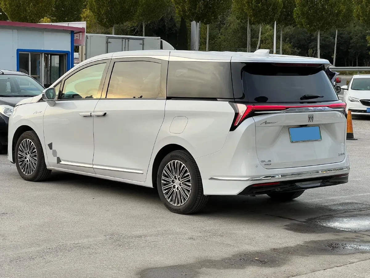 2024 Buick GL8 1.5T 180HP L4 2DHT PHEV 24.4KWH,autocango,china used car exporter,china ev exporter,chinese used car exporter,chinese used ev exporter