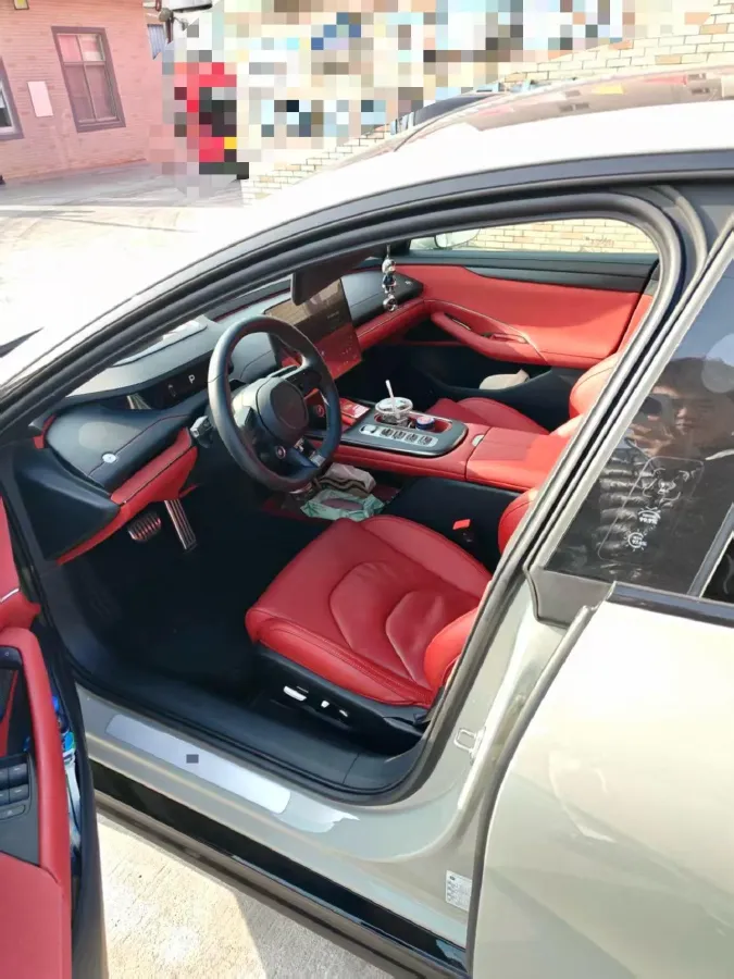 2024 MI SU7 BEV 101KWH,autocango,china used car exporter,china ev exporter,chinese used car exporter,chinese used ev exporter