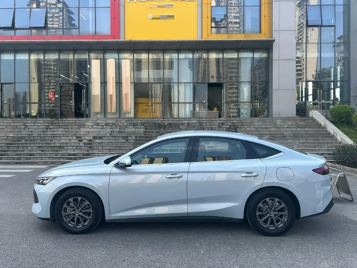 2024 BYD QinL 1.5L 101HP L4 E-CVT PHEV 10.08KWH,autocango,china used car exporter,china ev exporter,chinese used car exporter,chinese used ev exporter