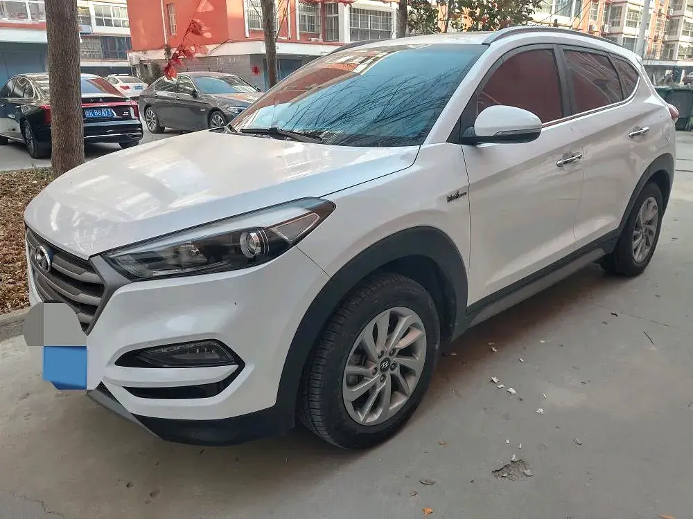 2015 Hyundai Tucson 1.6T 177HP L4 7DCT