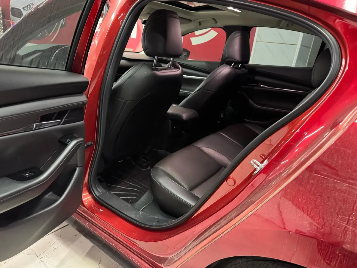 2020 Mazda 3 Axela 2.0L 158HP L4 6AT,autocango,china used car exporter,china ev exporter,chinese used car exporter,chinese used ev exporter