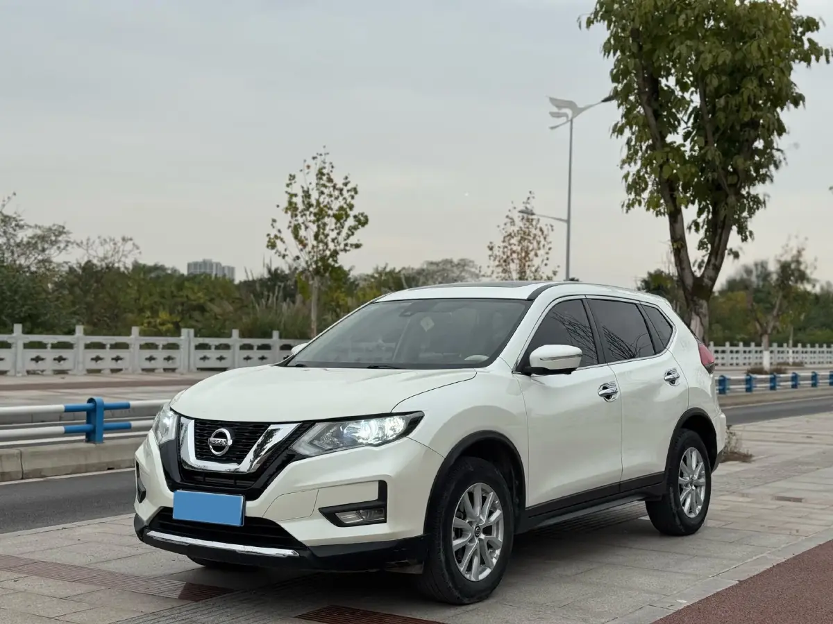 2020 Nissan X-Trail 2.0L 154HP L4 CVT