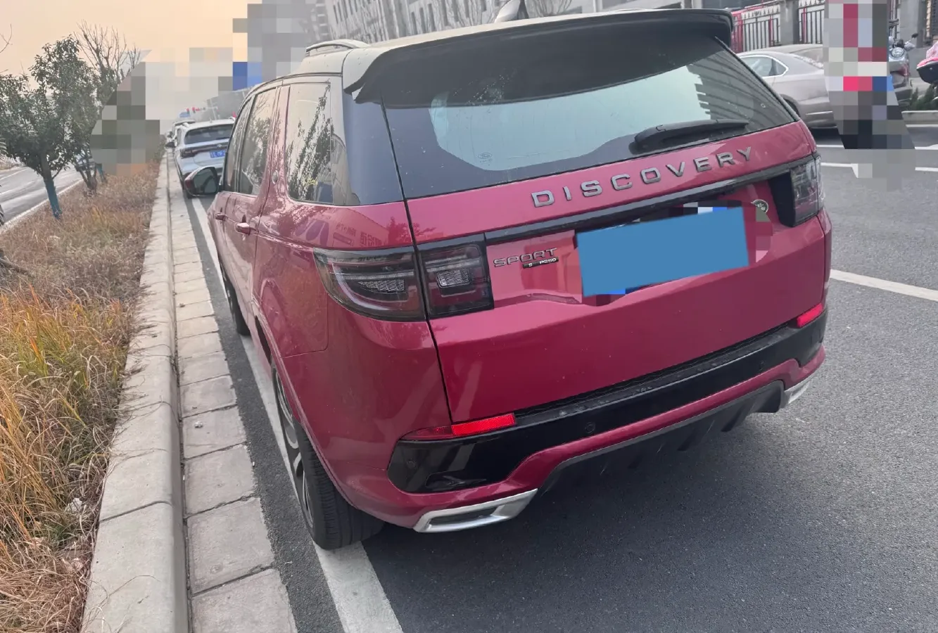 2020 Land Rover Discovery Sport 2.0T 249HP L4 9AT,autocango,china used car exporter,china ev exporter,chinese used car exporter,chinese used ev exporter